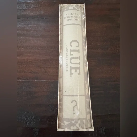 New, Anthropologie Vintage Bookshelf Edition Clue Board Game 🔎 - Picture 3 of 4